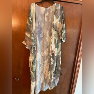 Watercolor camo style kimono. Split sides